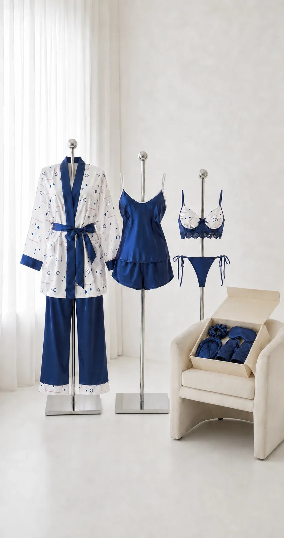 Hearts — 10-Piece Satin Set