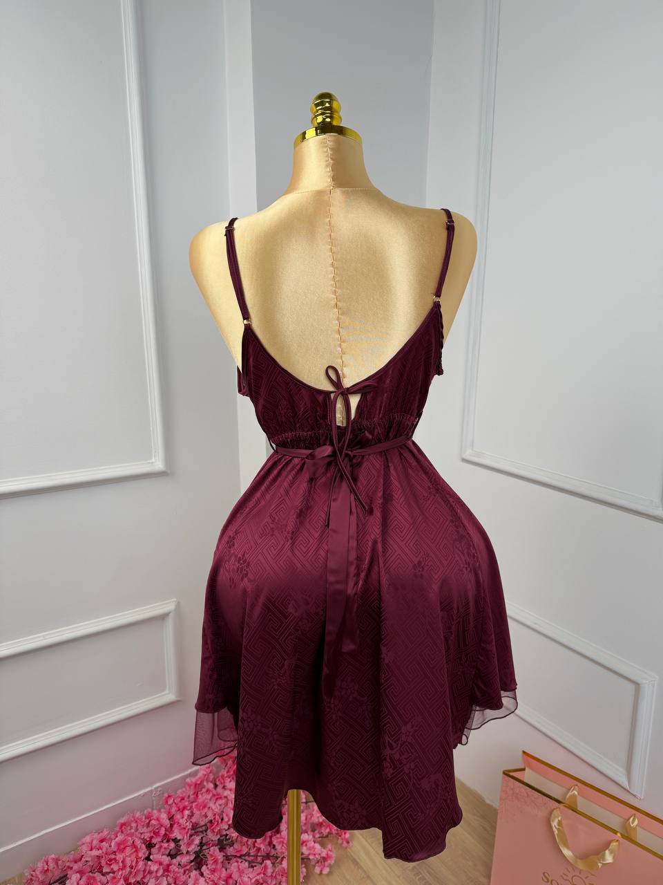 #Color_Burgandy