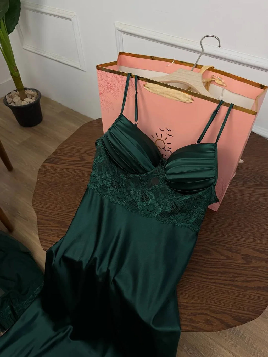 #Color_Dark green