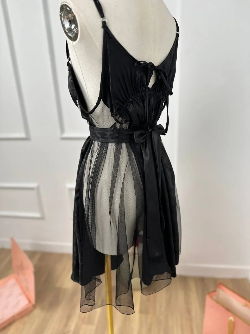 #Color_Black