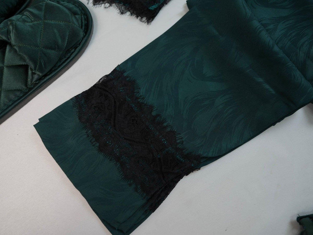#Color_Dark green