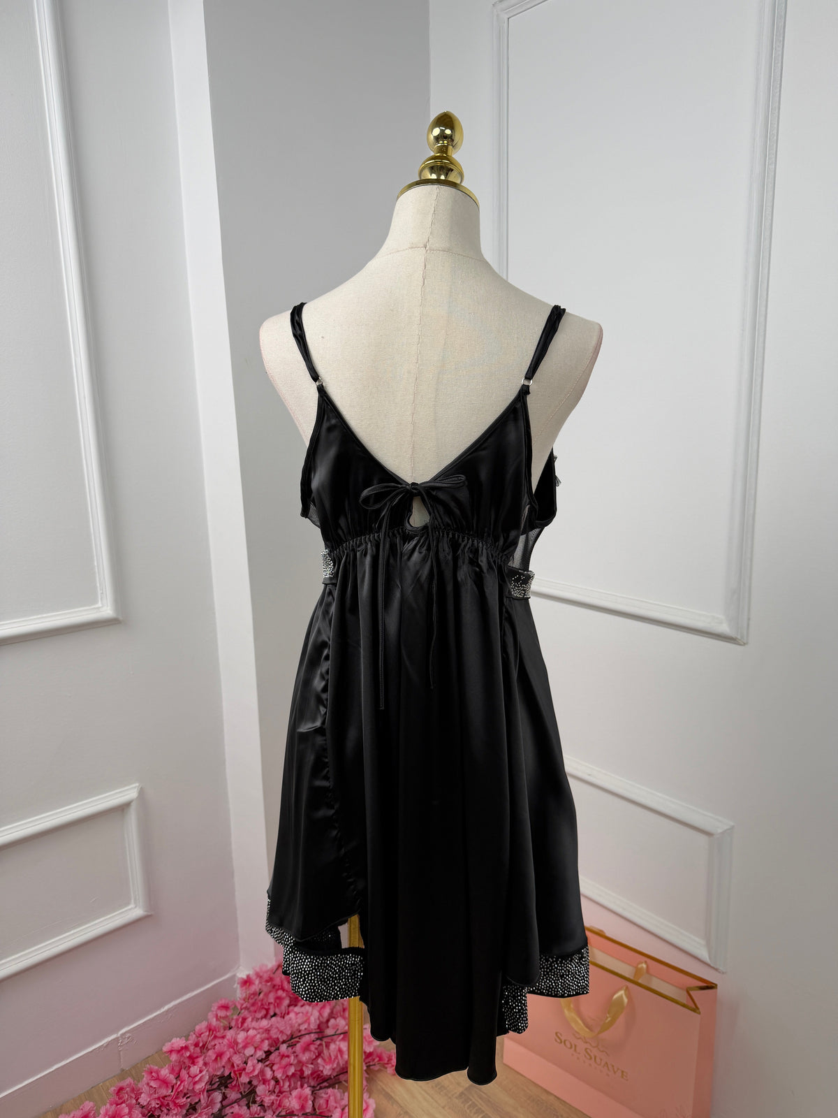 #Color_Black