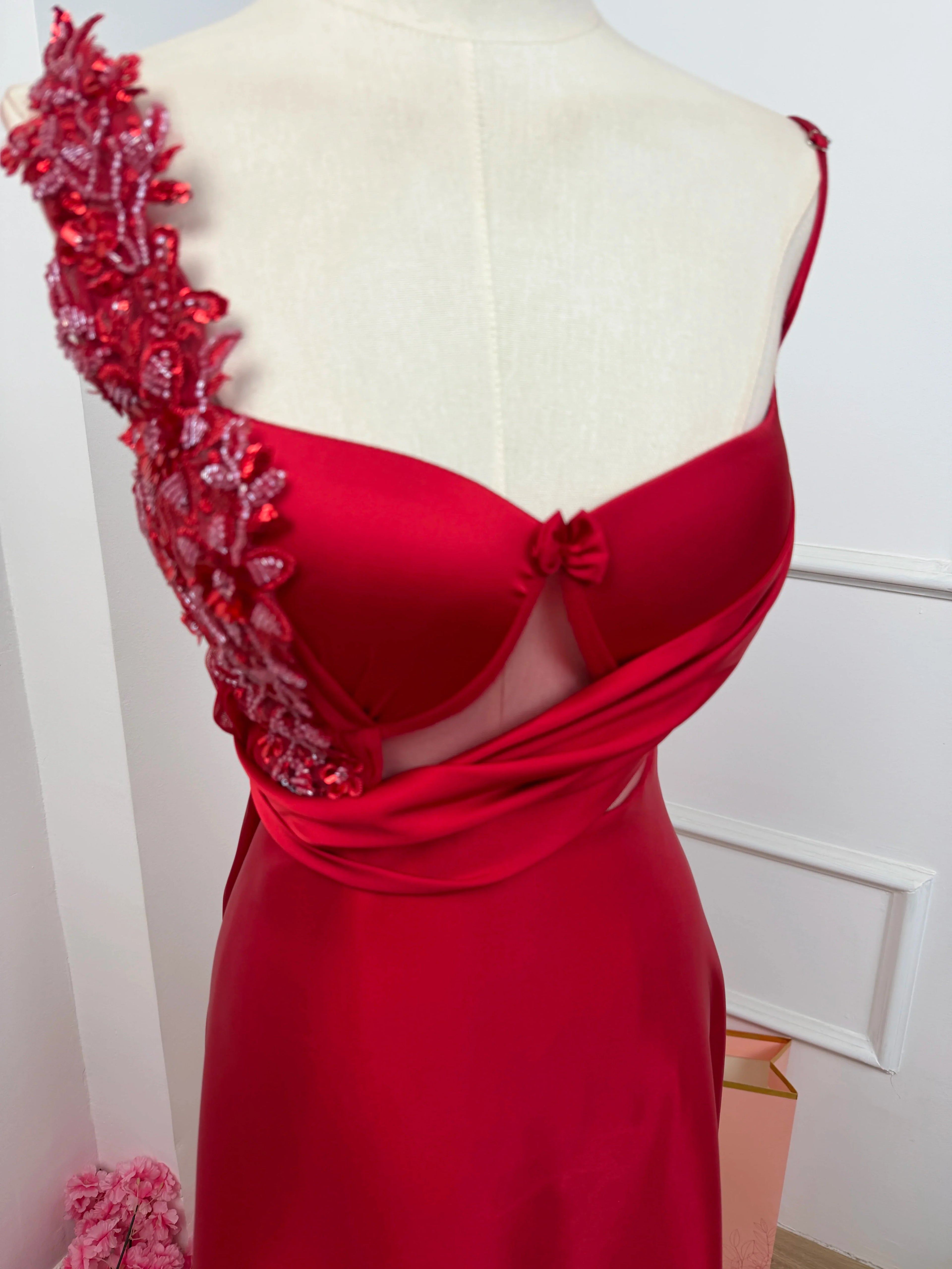 Rose Beryl — Luxury Silk Satin Nightdress