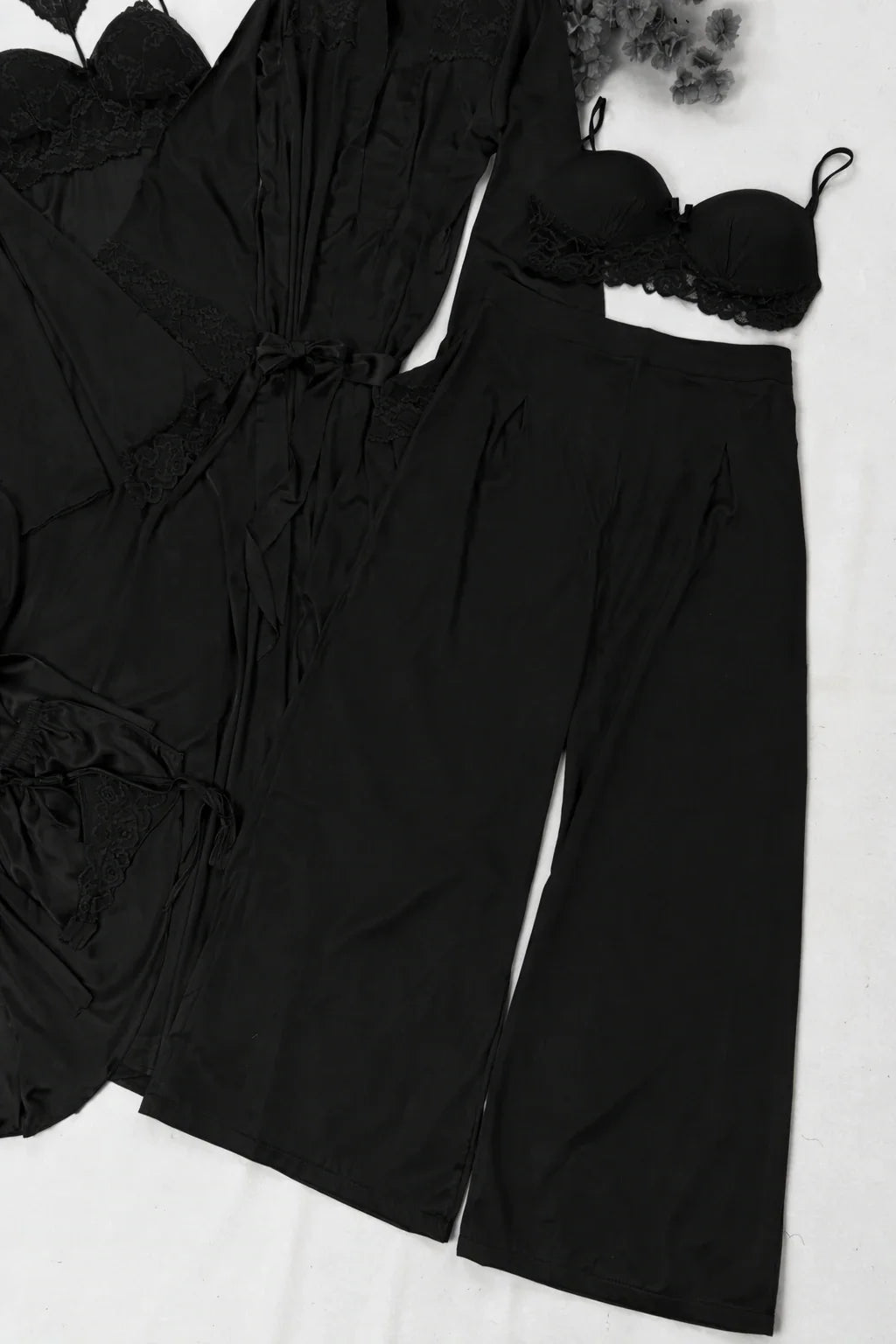 #Color_Black